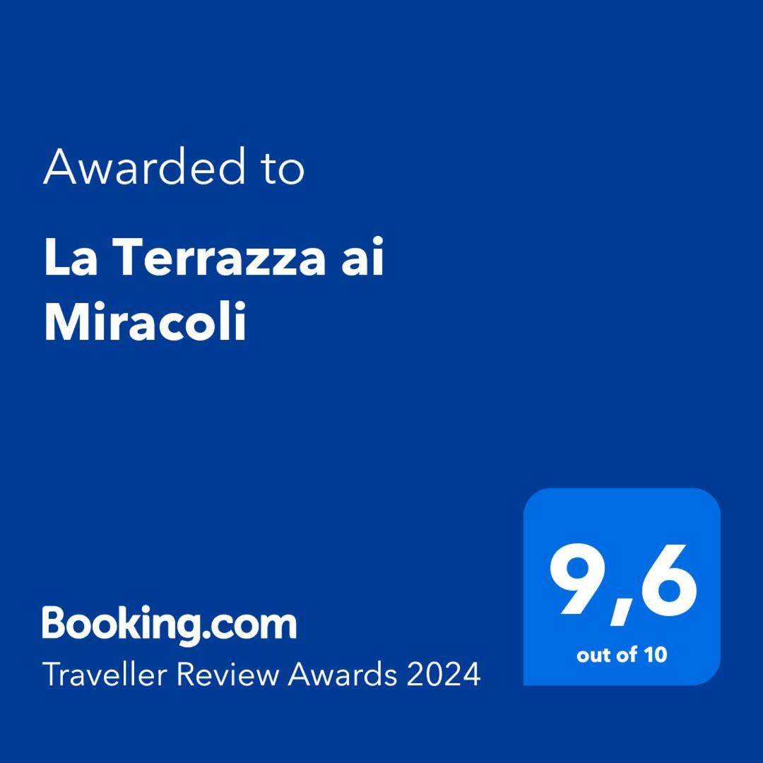 La Terrazza ai Miracoli Bed and Breakfast Napoli Esterno foto